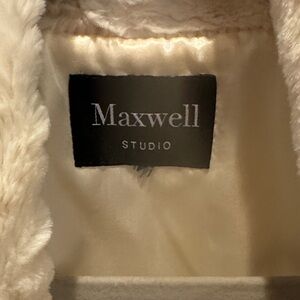 Luxurious Women's Cream Quilted Vest